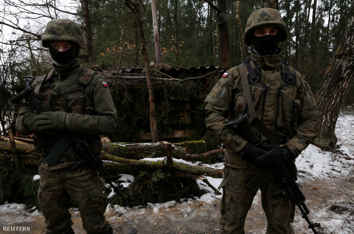 Katonák a lengyel–fehérorosz határon 2022. január 28-án