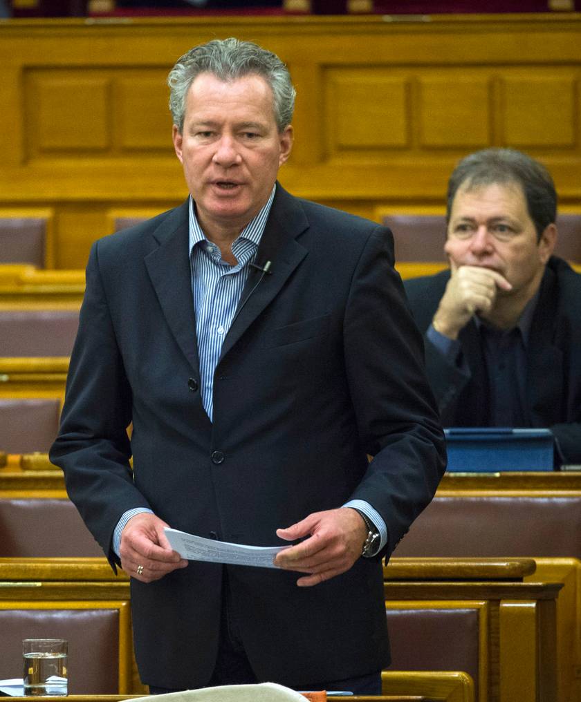 Pálffy István, a KDNP országgyűlési képviselője napirend előtt felszólal az Országgyűlés plenáris ülésén 2013. december 4-én.