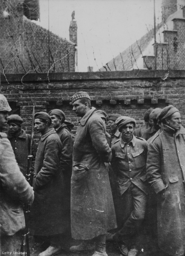 Brit hadifoglyok egy német táborban, 1943