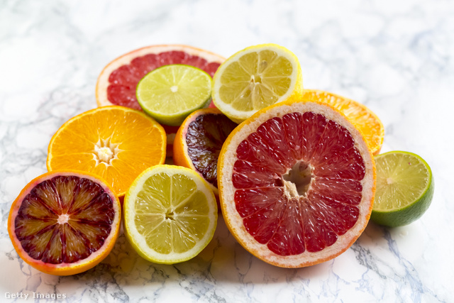 A citrusfélék a savasságuk miatt nem tesznek jót a fogainknak