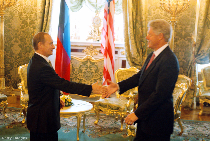 Vlagyimir Putyin és Bill Clinton 2000. június 4-én a Kremlben