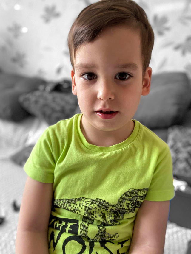 Nádudvari Péter idei jótékonysági futása az öt és fél éves Szabó Marcit segíti