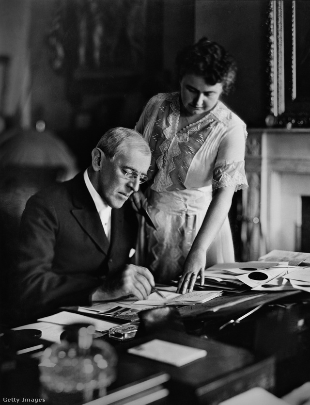 Woodrow Wilson elnök és a felesége a Fehér Házban
