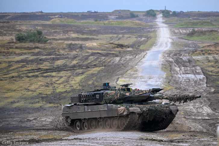 Leopard 2 harckocsi