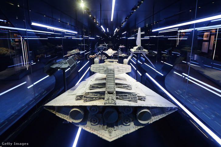 Újra dübörög a banda – Star Wars-űrhajók modelljei egy szingapúri kiállításon 2021 nyarán