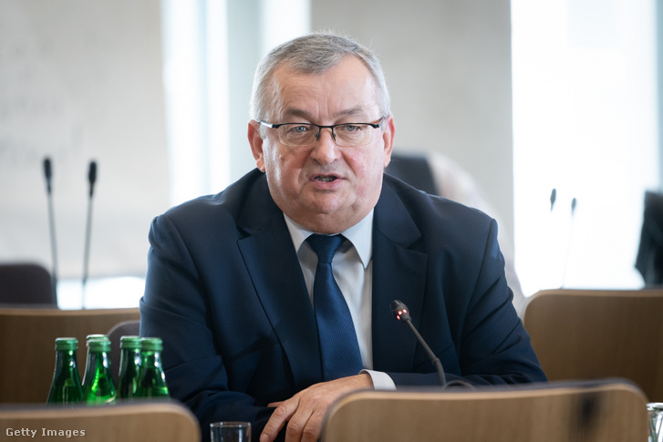 Andrzej Adamczyk lengyel infrastrukturális miniszter 2022. április 28-án