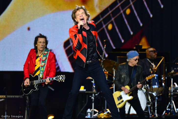 The Rolling Stones együttes a SIXTY-turné során az Anfield Stadionban 2022. június 9-én