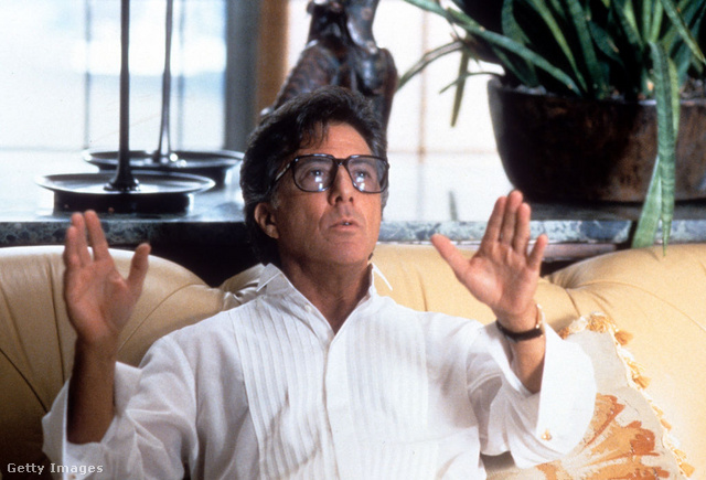 A félrevezető szuperproducer szerepében Dustin Hoffman