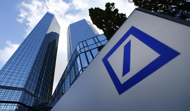 A Deutsche Bank központi irodájának épülete Frankfurtban