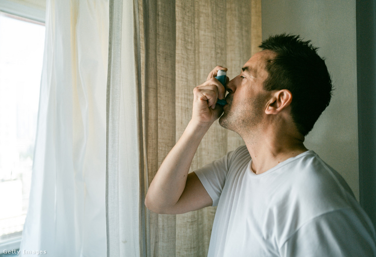Asztmás férfi. (Fotó: Chalffy / Getty Images Hungary)
