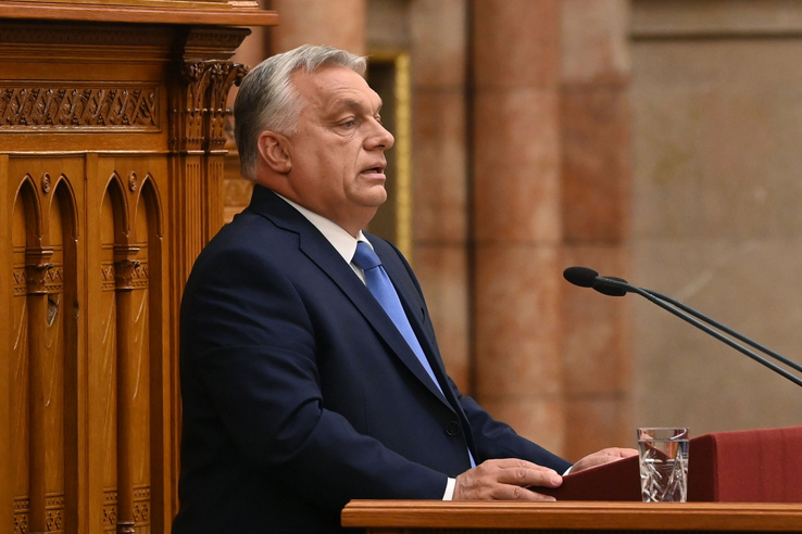 Orbán Viktor hosszú idő után egyszer csak felnézett és kimondta: Gyurcsány