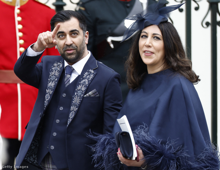 Humza Yousaf és felesége, Nadia El-Nakla 2023. május 6-án