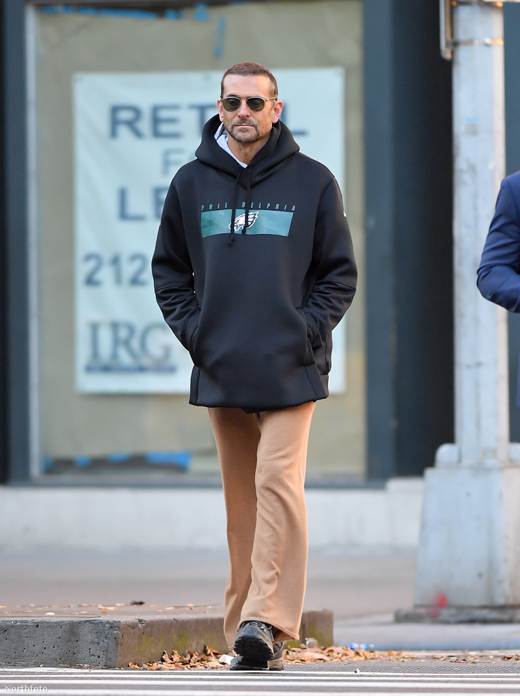 Bradley Coopert New York utcáin szúrták ki a paparazzik