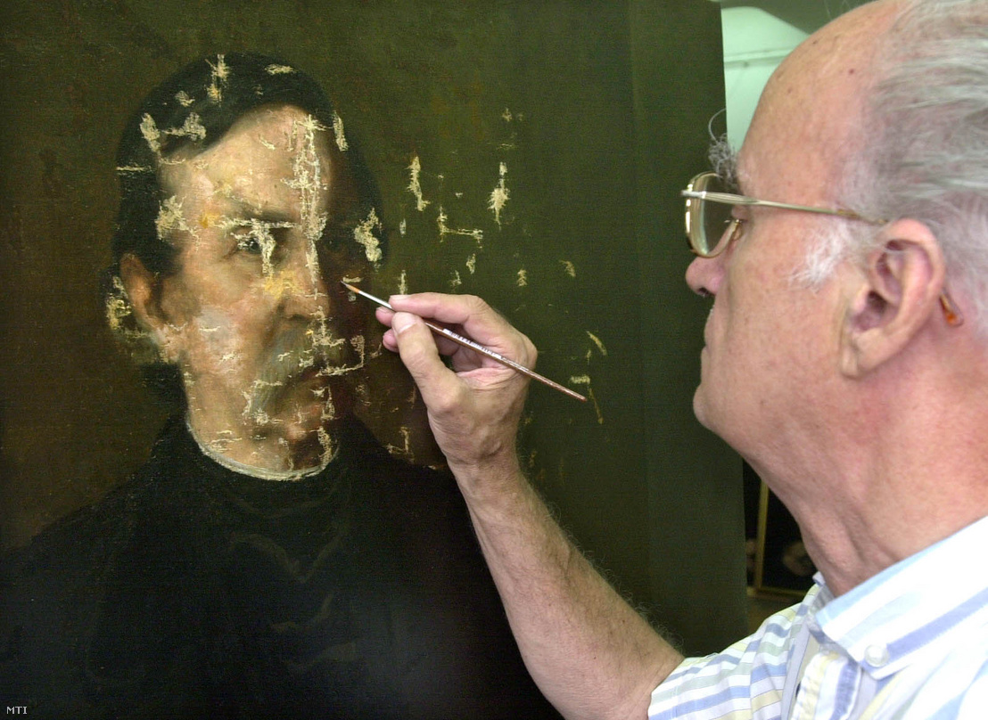 A Szombathelyi Képtár festőművésze, Marósfalvi Antal restaurálja a 19. század egyik legnagyobb portréfestőjének, Thán Mórnak 1882-ben Deák Ferencről festett portréját. A restaurált kép Deák Ferenc születésének 200. évfordulóján, 2003. szeptember 12-én