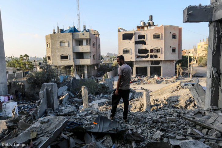Lerombolt épületek Gázában 2023. november 6-án