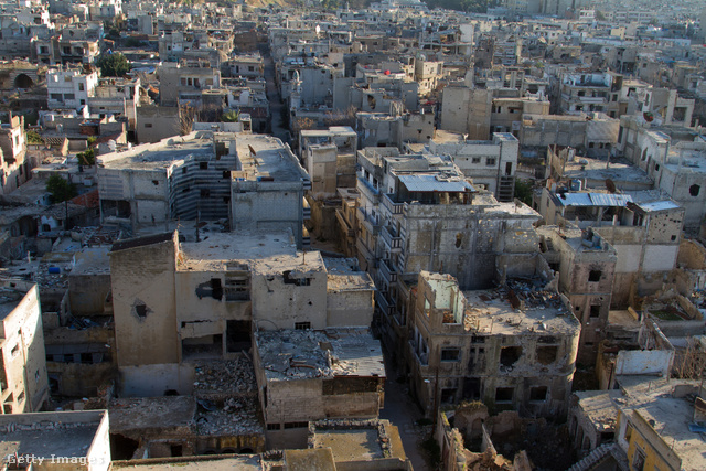 Szomorú képet fest a lerombolt Homsz: a város ostroma három évig tartott