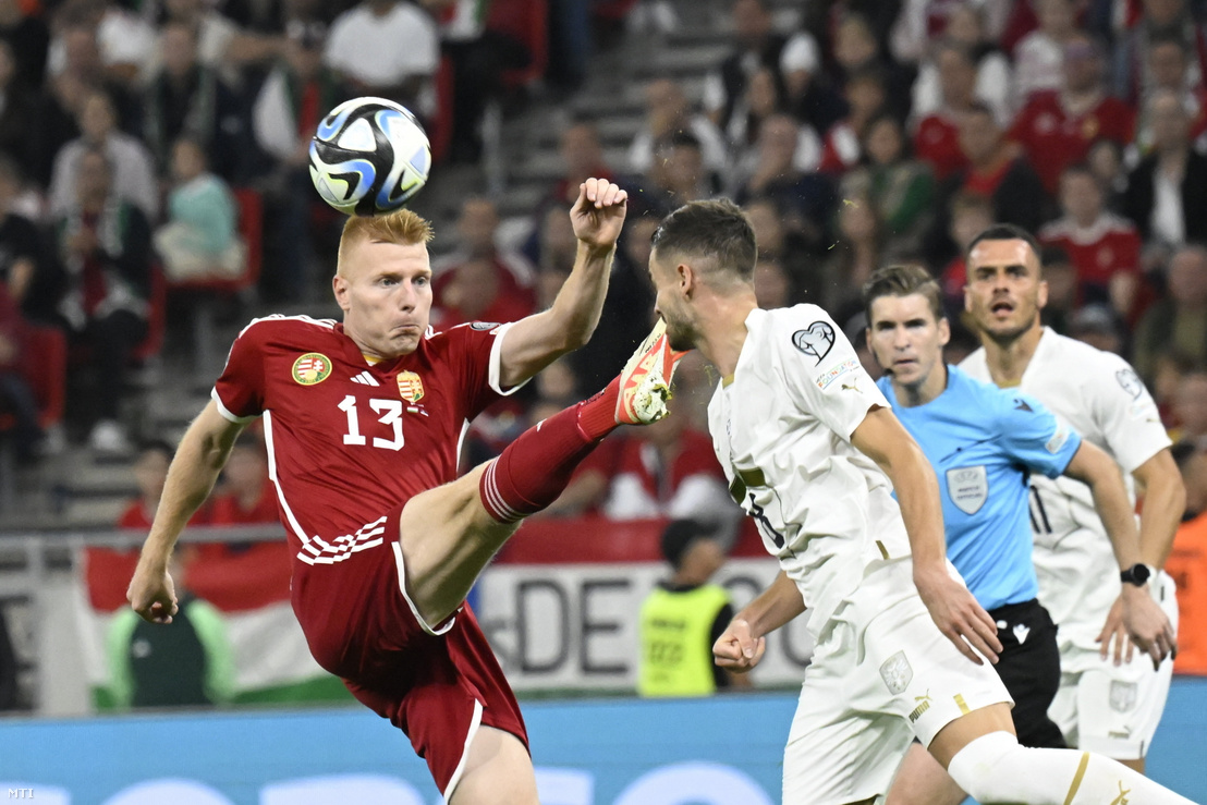 A magyar válogatott 13-asa akcióban a Szerbia elleni Európa-bajnoki selejtezőn