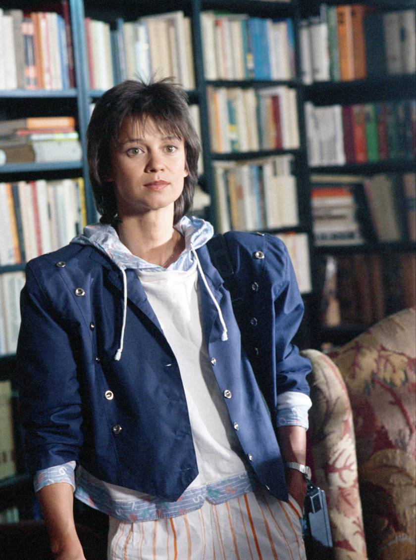 A címszereplő Görbe Nóra színésznő a Linda című tévésorozat egyik epizódjának forgatásán 1988 májusában.