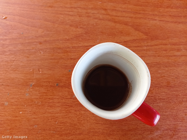 Az előző napról megmaradt kávét kockázatos meginni