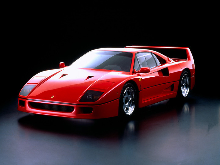 1987 – Ferrari F40 – 1:29,6 – 2,9 liter, V8, 478 lóerő, 324 km/h