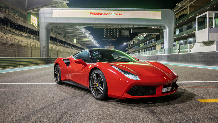 2015 – Ferrari 488 GTB – 1:23 – 3,9 liter, V8, 670 lóerő, 330 km/h