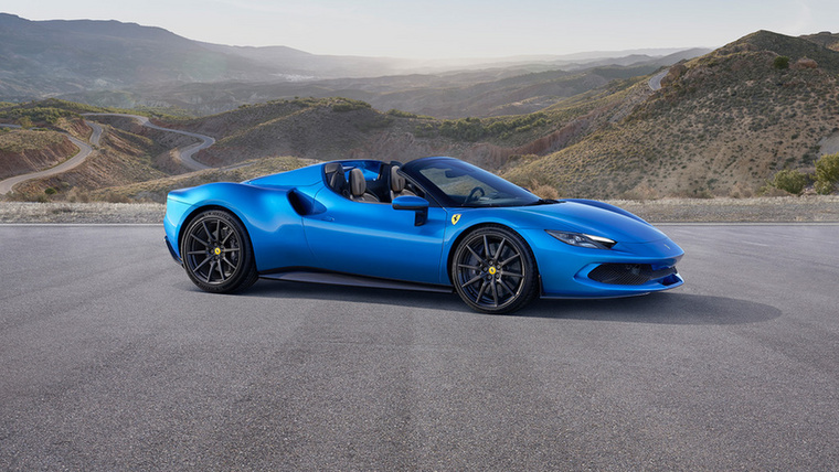 2021 – Ferrari 296 GTS – 1:21,8 – 3 liter, V6, 830 lóerő, 330+ km/h