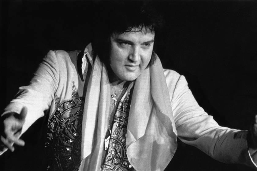 Elvis Presley élete utolsó éveiben felszedett pár kilót. Ez Cliff Richardot kifejezetten zavarta.