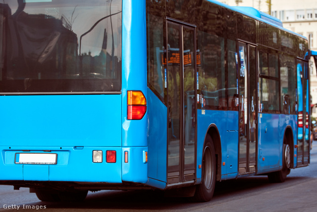 A buszok kékje nemrég egységesedett