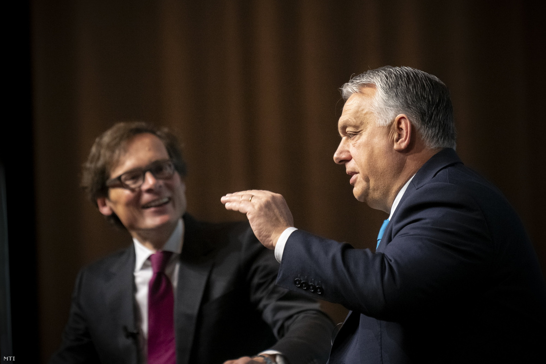 Orbán Viktor miniszterelnök pódiumbeszélgetésen vesz részt a Weltwoche svájci konzervatív hetilap jubileumi ünnepségén Zürichben 2023. november 22-én