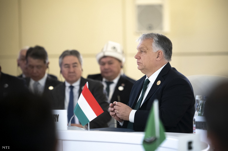 Orbán Viktor miniszterelnök felszólal az ENSZ Közép-Ázsia Gazdaságainak Különleges Programja (SPECA) konferenciáján Bakuban 2023. november 24-én
