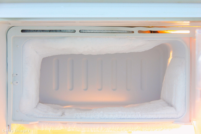 A jegesedés arra utal, hogy túl hideg van a fagyasztóban vagy a mélyhűtőben