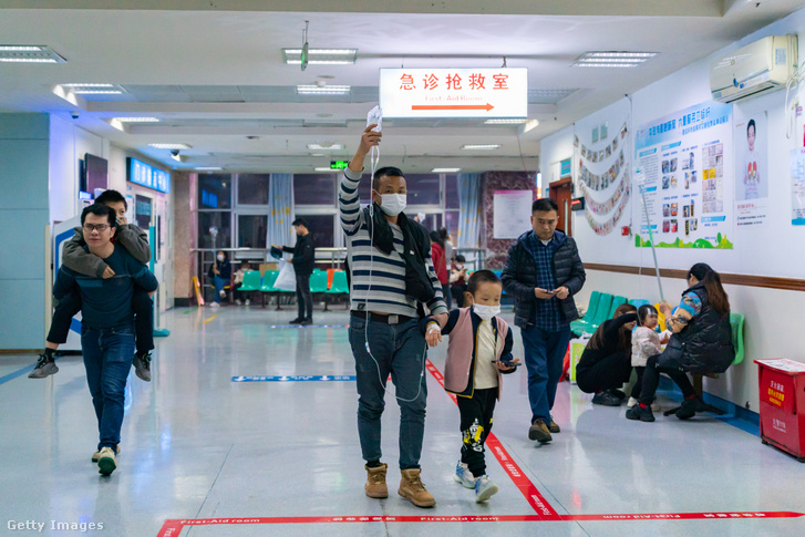 Egy kínai gyermekkórház 2023. november 23-án