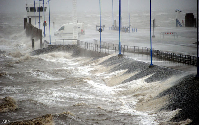 A vihar Dagebuell partjainál