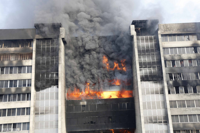 Tűz a Standard Group bangladesi gyárában