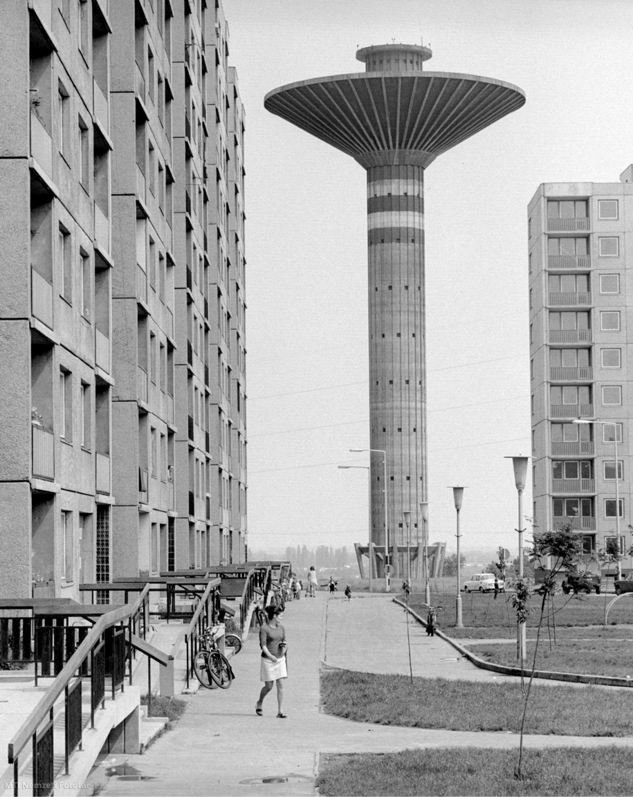 Dunaújváros, 1975. június 11. A dunaújvárosi belváros: a Castrum városrész, melyben több ezer lakás épült fel, amelyeket többnyire fiatal munkáscsaládok kaptak