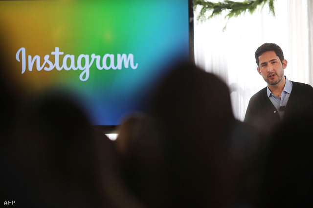 Kevin Systrom, az Instagram vezére egy sajtótájékoztatón