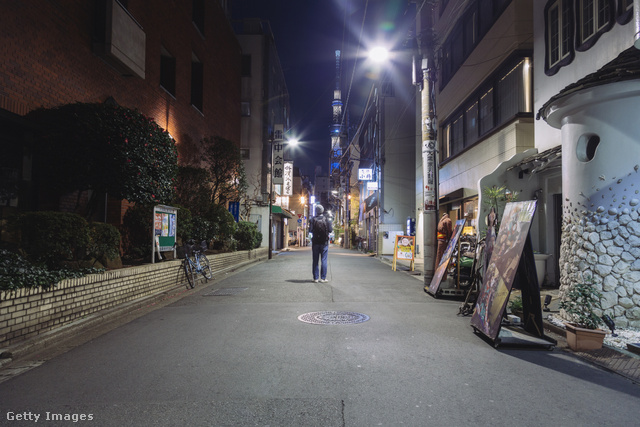A hikikomorik legtöbbször csak éjszaka mennek ki az utcára, ha egyáltalán