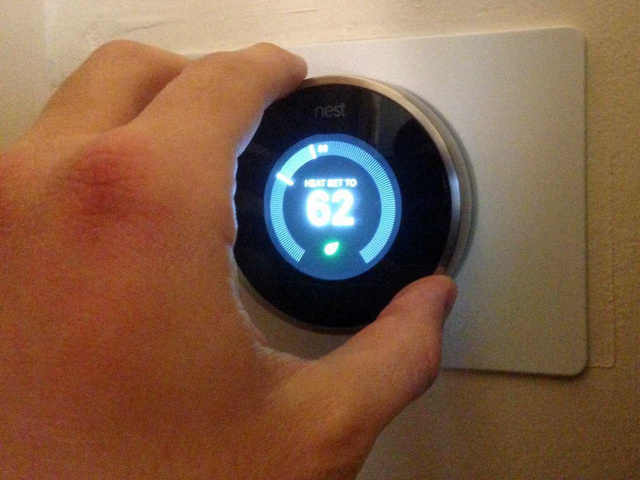 google-is-going-after-nest-with-a-reported-smart-thermostat-of-i