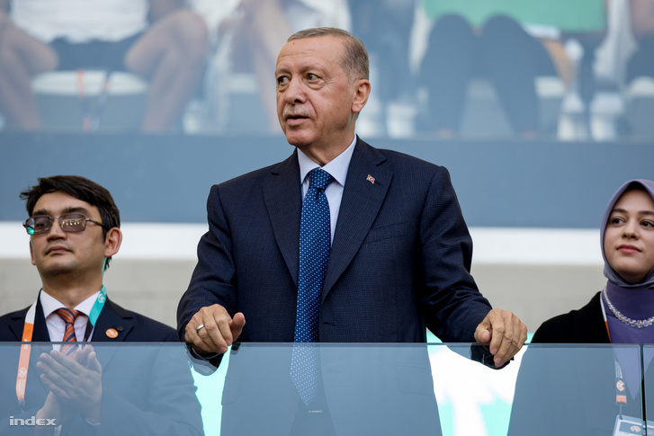 Recep Tayyip Erdogan a Budapesten rendezett atlétikai világbajnokságon 2023. augusztus 20-án