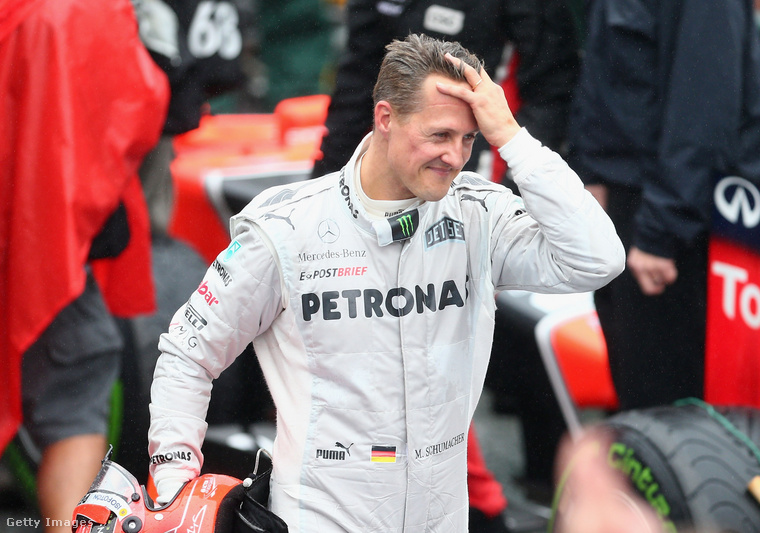 Michael Schumacher az egyik legünnepeltebb Formula-1-es versenyző volt. (Fotó: Clive Mason / Getty Images Hungary)