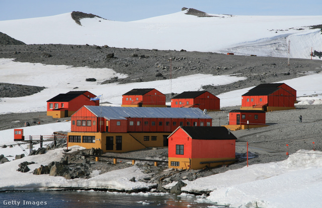 Az argentin antarktiszi kutatóállomáson más időt mutat az óra, mint más nemzetek állomásain
