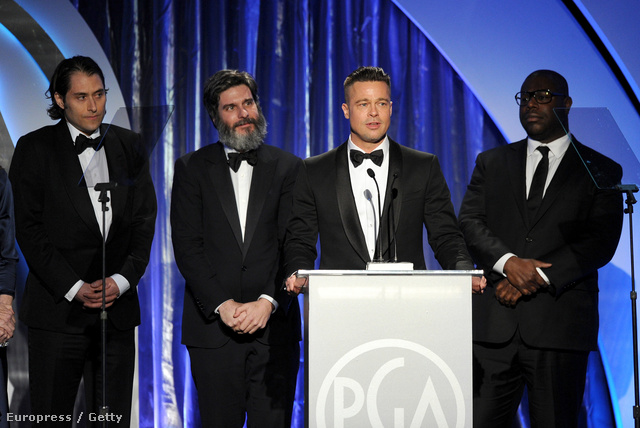 Jeremy Kleiner, Anthony Katagas és Brad Pitt producerek és Steve McQueen rendező a 12 év rabszolgaság díját köszönik meg.