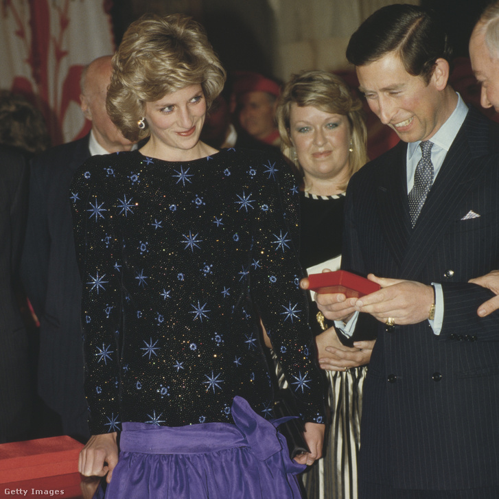 Károly herceg és Diana walesi hercegnő részt vesz a polgármester vacsoráján Firenzében, Olaszországban 1985. áprilisában