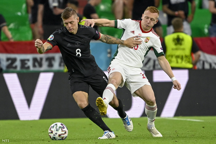 A 2021-re halasztott labdarúgó Eb német–magyar mérkőzése 2–2-es döntetlennel zárult. A kontinensviadalok közül a sportág legtöbb sztárja az európai eseményen lép pályára.
