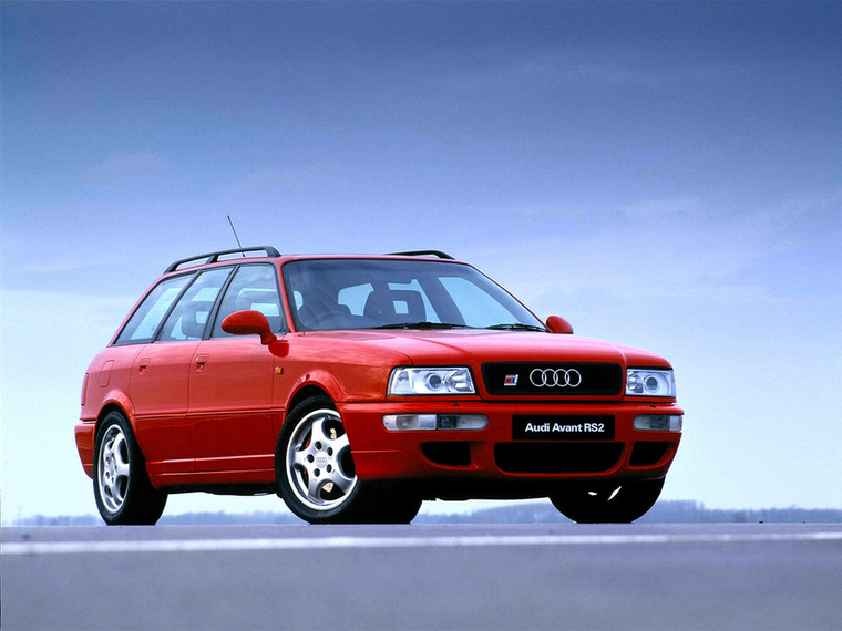 Az Audi RS2 Avant egy nagy teljesítményű kombi, amit 1994 és 1996 között gyártottak