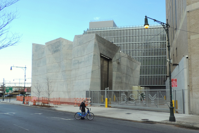 New York egyik legtitokzatosabb ablak nélküli épülete a Spring Street Salt Shed