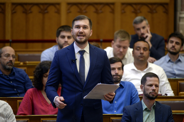 Gelencsér Ferenc a parlament plenáris ülésén 2023. július 31-én