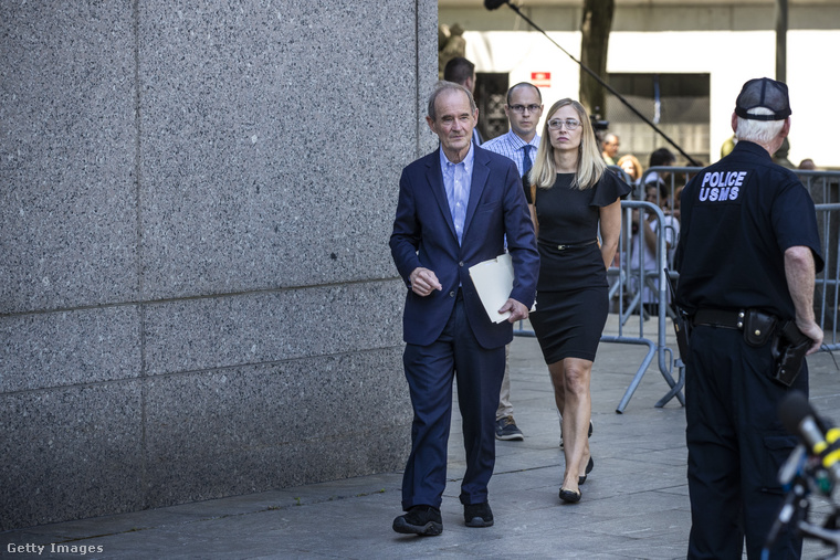 Jeffrey Epstein 2019-ben a New York-i bíróság előtt. (Fotó: Drew Angerer / Getty Images Hungary)