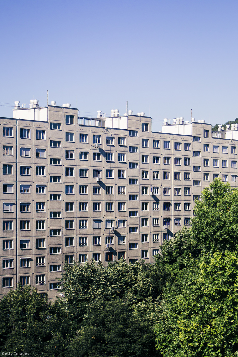 A panellakások ára meghatározó a piac szempontjából. (Fotó: Getty Images Hungary)