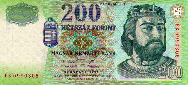 A papír 200 forintos 1998 és 2009 között volt forgalomban